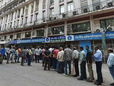 नोट बदलने और एटीएम से नोट निकालने की सीमा बढी