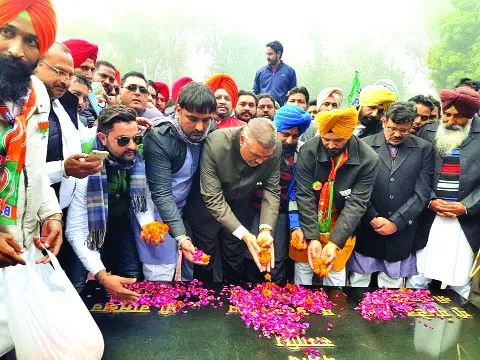 शहीदों की धरती से संकल्प यात्रा शुरू