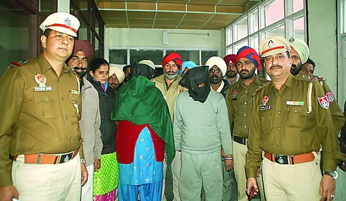 75 लाख की आइस ड्रग बरामद