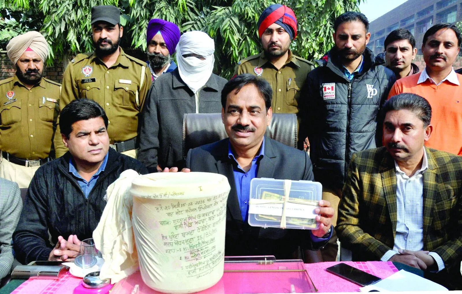 पांच किलो हेरोइन सहित तस्कर गिरफ्तार