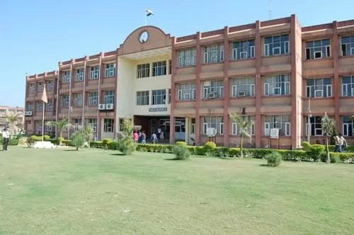 सौर ऊर्जा अपनाने वाला एमएम प्रदेश का पहला विवि