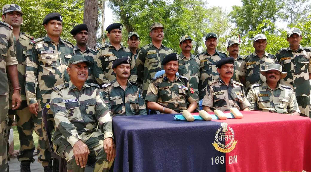 सीमा पर पांच करोड़ की हेरोइन बरामद
