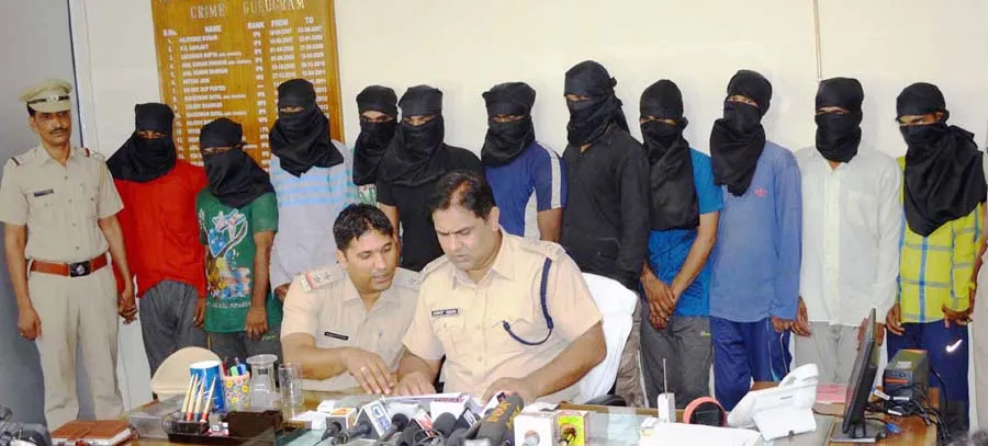 कंपनी में लूट मामले के 11 आरोपी काबू