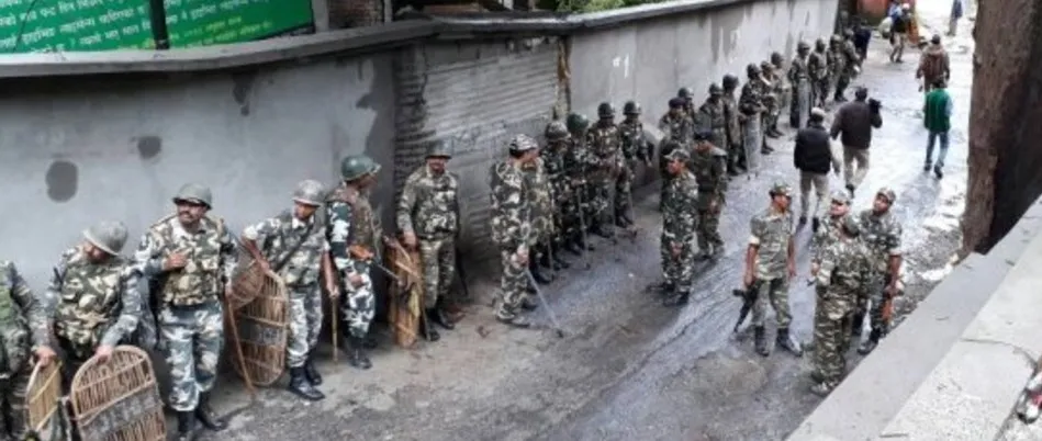 अनिश्चितकालीन बंद के दौरान दार्जिलिंग में अशांति