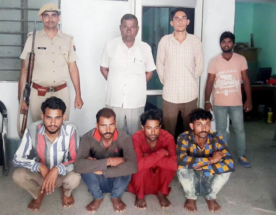 खरगोश-हिरण शिकार के चार आरोपित काबू