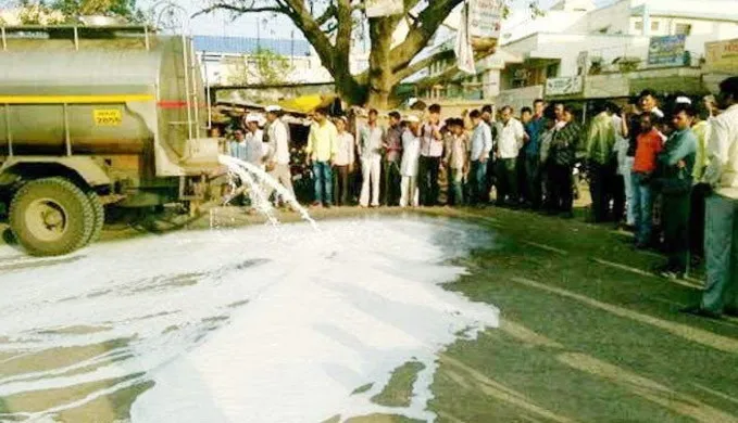 महाराष्ट्र में पहली बार किसान हड़ताल पर