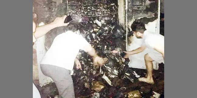 दुकान को लगी आग, लाखों का नुक्सान
