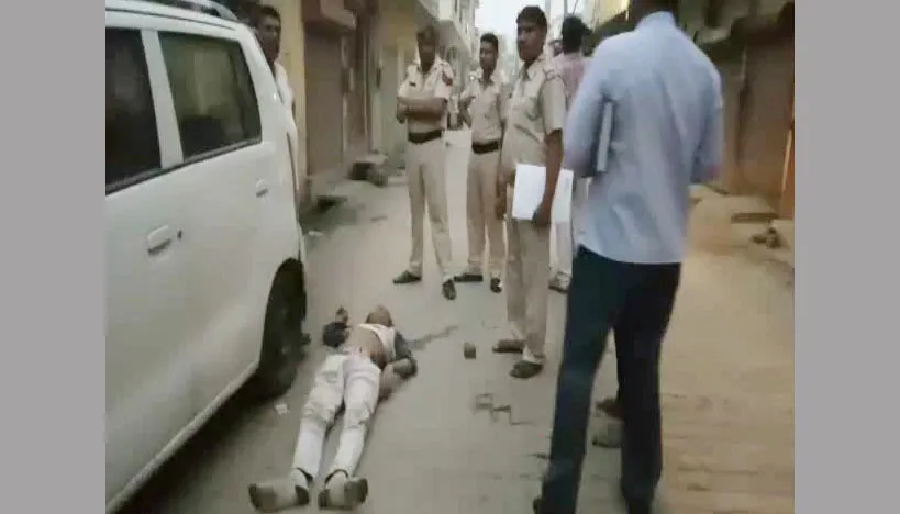 डीजे पर काम करने वाले युवक की चाकू घोंपकर हत्या