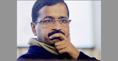 सीबीआई के डर से भाग रहे अधिकारी