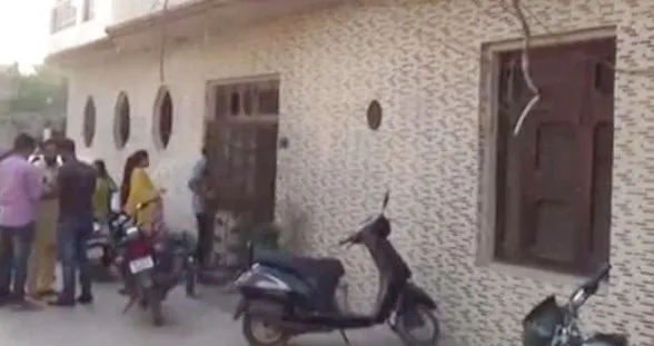 महिला से बंदूक की नोक पर की लूटपाट
