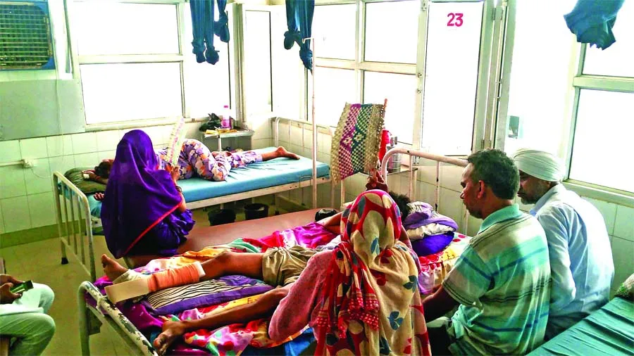 एक और डॉक्टर का तबादला, मरीज बढ़े