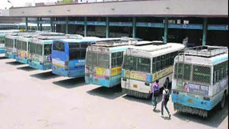 हरियाणा की सड़कों पर नहीं उतरी रोडवेज बसें