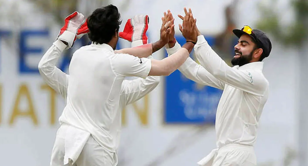 भारत ने पहले टेस्ट में श्रीलंका को 304 रन से हराया