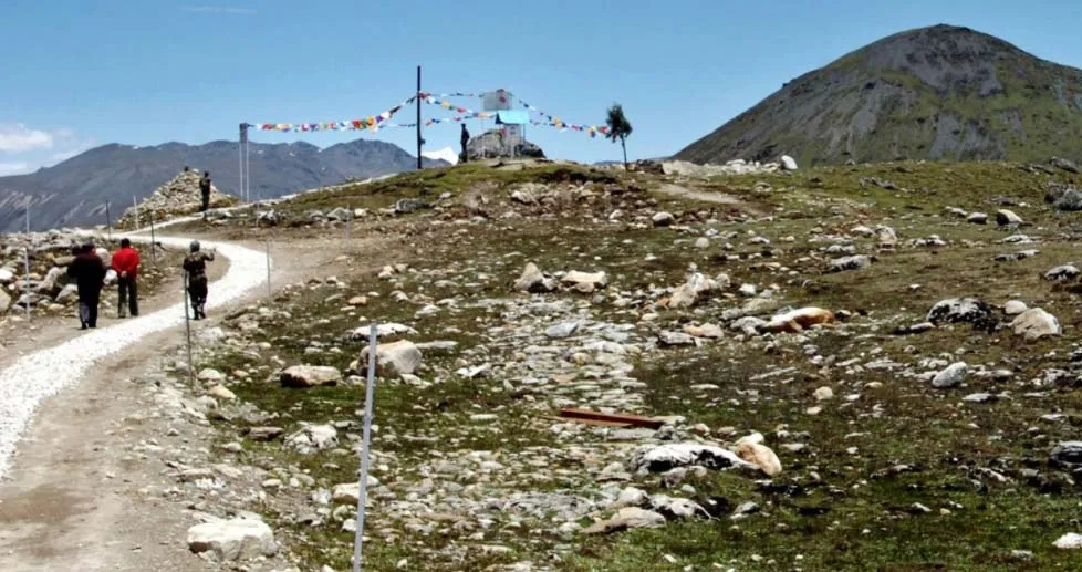 भारत ने सिक्किम में बढ़ाई सैनिकों की तैनाती