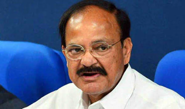 नायडू ने दिया मंत्री पद से इस्तीफा, आज भरेंगे उपराष्ट्रपति पद के लिए नामांकन