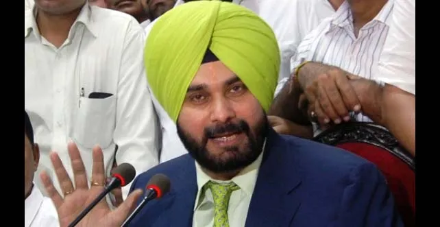 ‘सरकार चुनाव लटकाने की फिराक में’