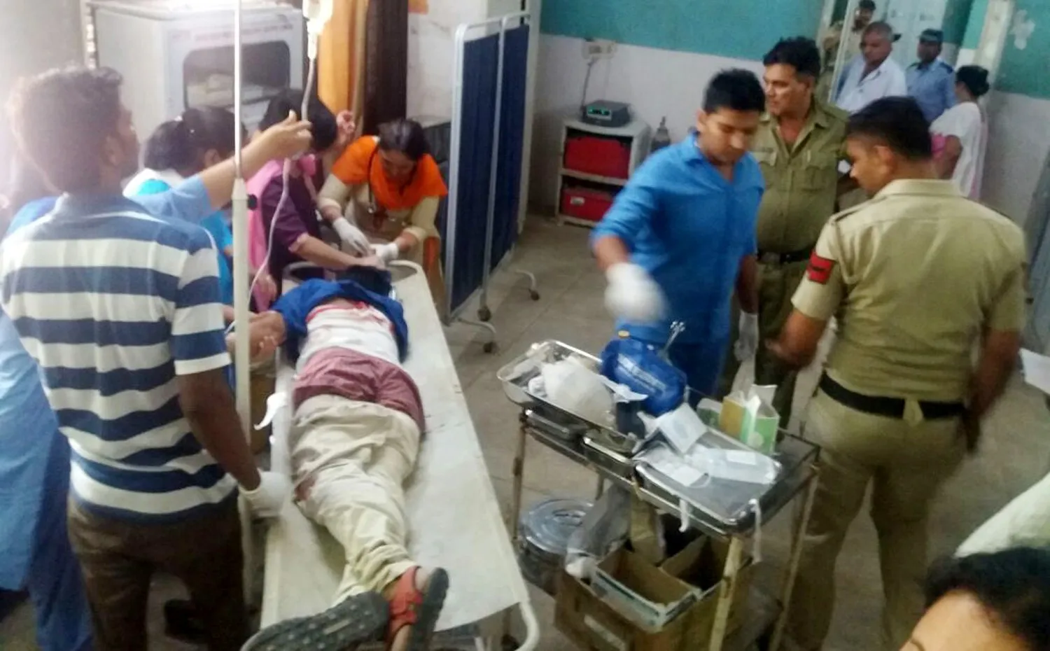 पुलिस हिरासत में बंदी की गोली मारकर हत्या