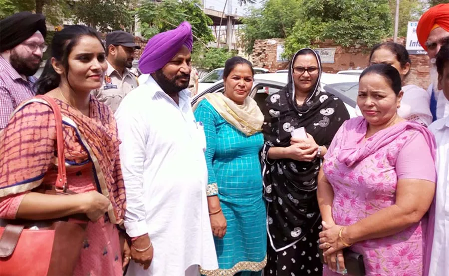 पूनम कांगड़ा ने कैबिनेट मंत्री से की मुलाकात