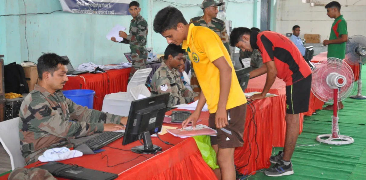 सेना भर्ती के पहले दिन दौड़े बीकानेर के युवा
