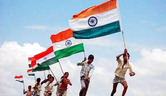 15 अगस्त को सच्ची आजादी का जश्न मनाएं