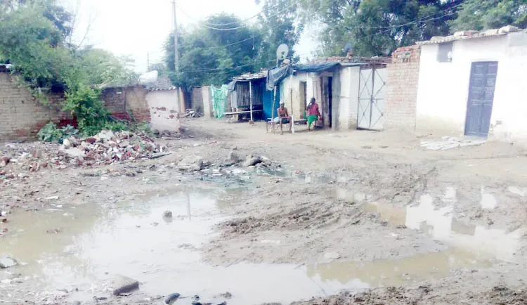 कच्चा धोबियाना बस्ती, एक दशक से विकास को तरसी