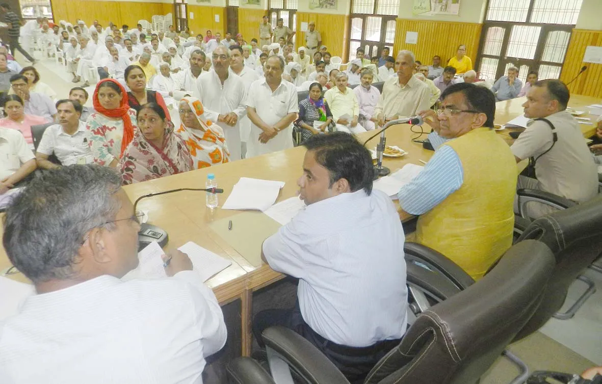 औपचारिकता नहीं, समस्या का समाधान चाहिए: धनखड़