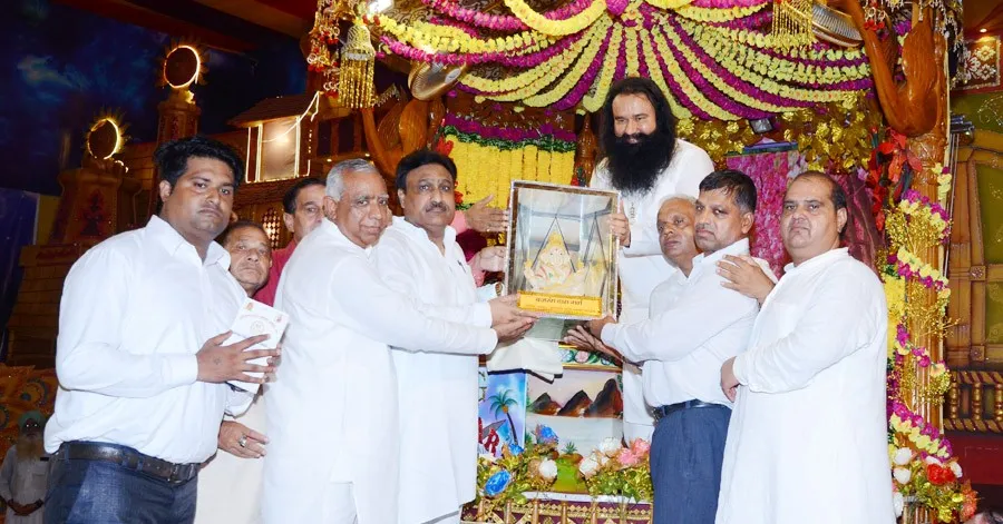हरियाणा व्यापार मंडल ने डॉ. एमएसजी को किया सम्मानित
