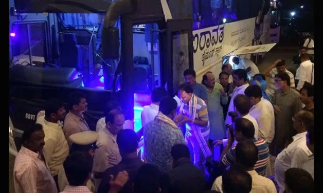 राज्यसभा की 3 सीटों पर वोटिंग मंगलवार को, बेंगलोर से लौटे कांग्रेस के विधायक