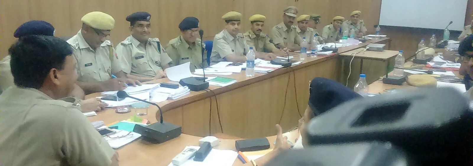एसपी ने ली क्राइम मीटिंग, कहा अपराध पर कसें लगाम