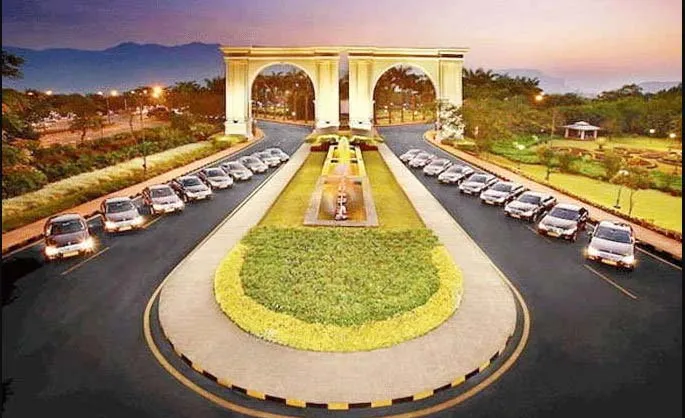 सहारा की एम्बी वैली की नीलामी प्रक्रिया शुरू