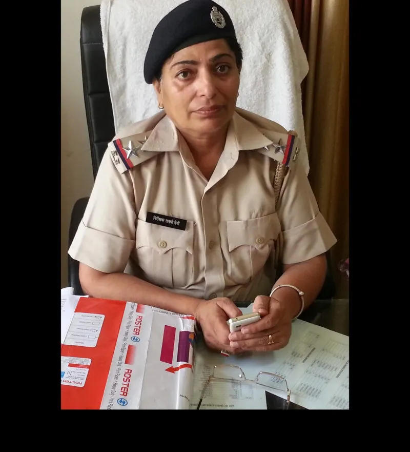 एसएचओ लक्ष्मी देवी ने सरपंचों द्वारा किए 45 करोड़ गबन की पोल खोल की थी रिक्वरी