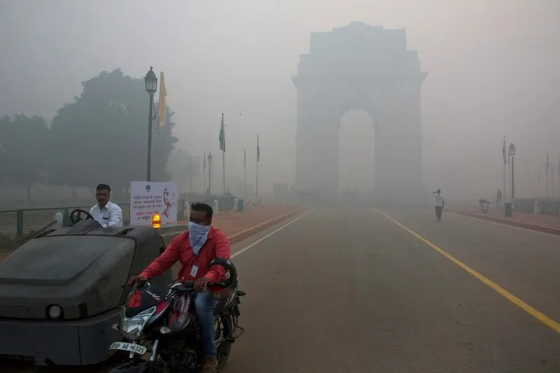 प्रदूषण की खतरनाक अनदेखी क्यों?