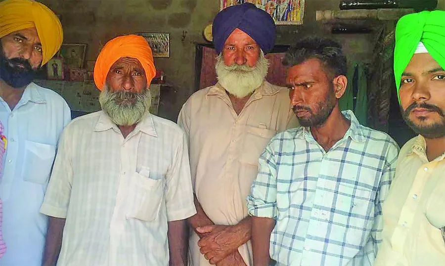 जमाने ने दुत्कारा, ‘इन्सां’ बने सहारा