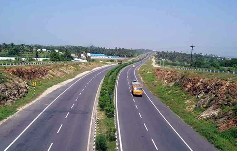 नैशनल हाईवे सड़क निर्माण की मांग