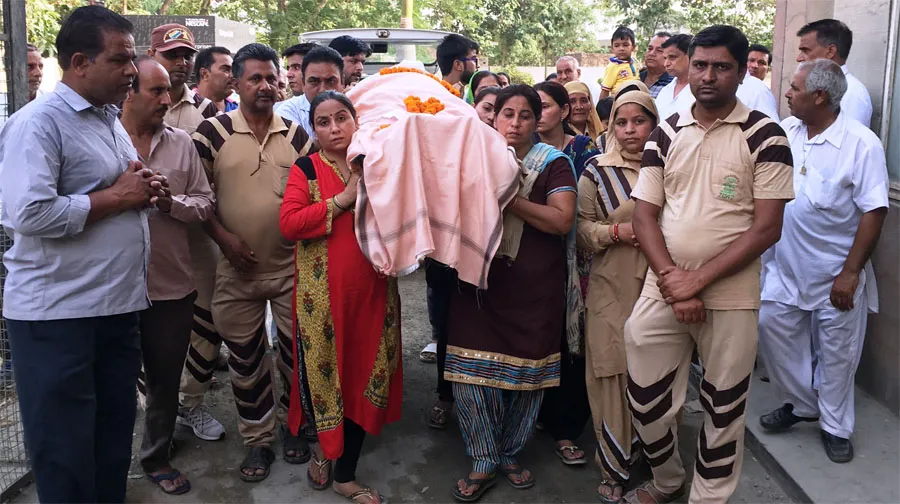 मेडिकल रिसर्च हेतु सुरजीत कौर इन्सां की देह दान