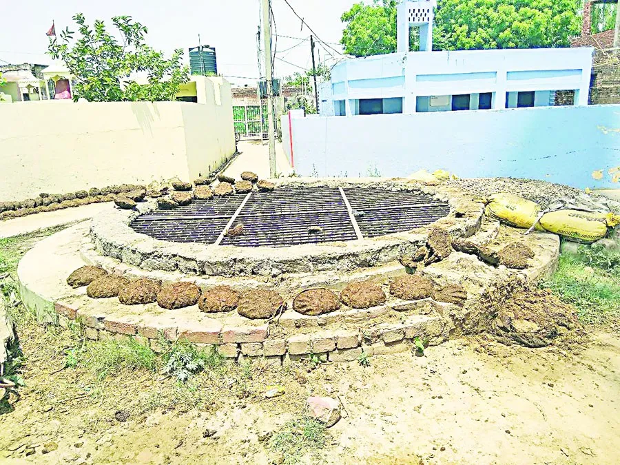 आधुनिकता के बदलते दौर में गांवों से लुप्त हुए कुएं