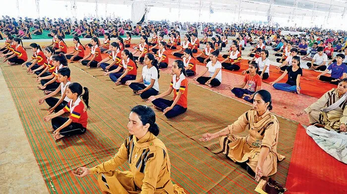 डेरा सच्चा सौदा में मनाया अंतरराष्ट्रीय योग दिवस