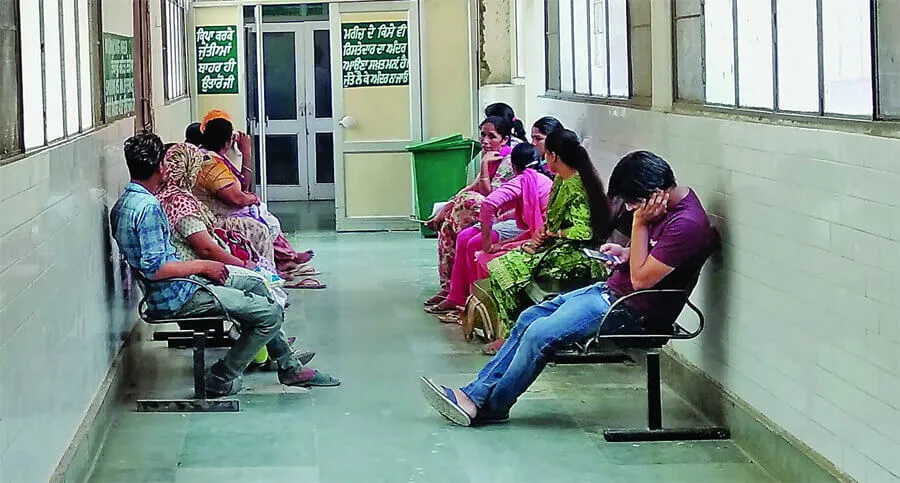लालच। संगरूर में मरहम के नाम पर मरीजों से लूट