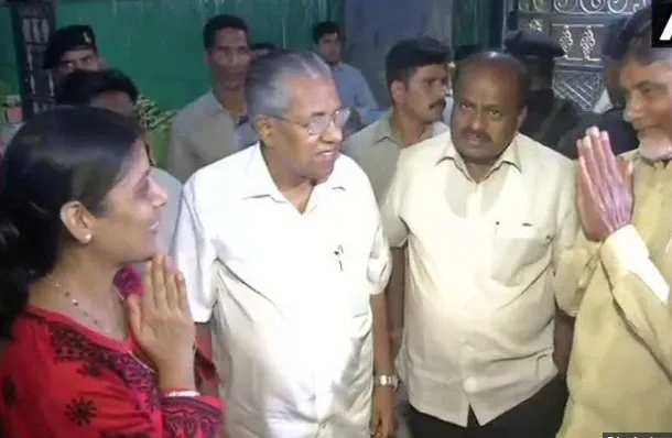 ममता समेत चार मुख्यमंत्रियों की बैठक