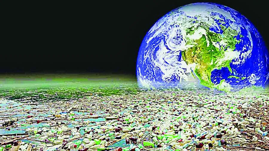 सबसे बड़ा खतरा है प्लास्टिक प्रदूषण