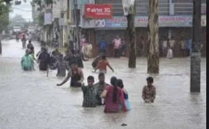 महाराष्ट्र-गुजरात में भारी बारिश