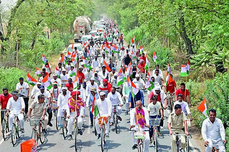 साइकिल रैली के दूसरे चरण की शुरूआत