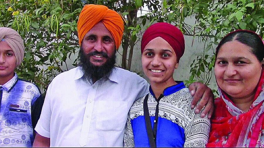 तरनप्रीत कौर को बधाई देना भूले प्रशासनिक अधिकारी