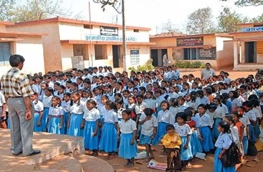 सरकारी स्कूलों में पढ़े-लिखे भी बनेंगे डॉक्टर-इंजीनियर