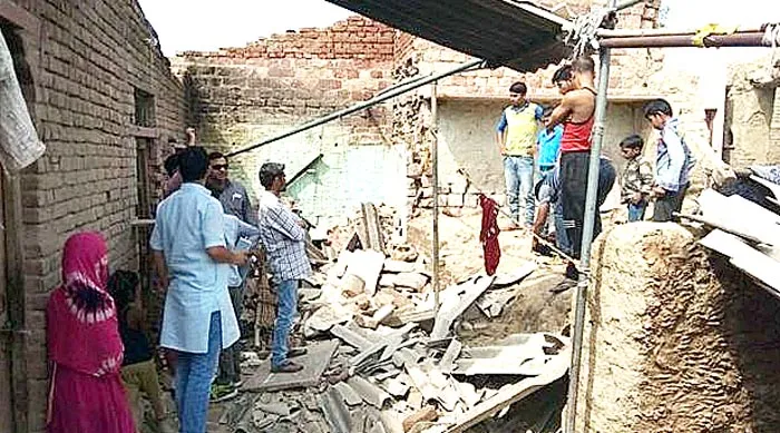 तेज आंधी से गिरी दीवार दो मासूमों की मौत