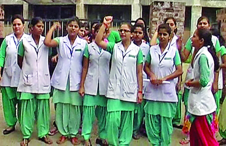 5 साल से नहीं हुई एएनएम-जीएनएम परीक्षा