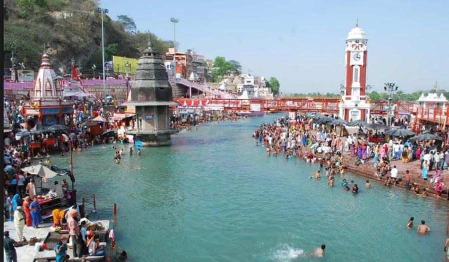 गंगा नदी की सफाई को लेकर सरकार गंभीर नहीं