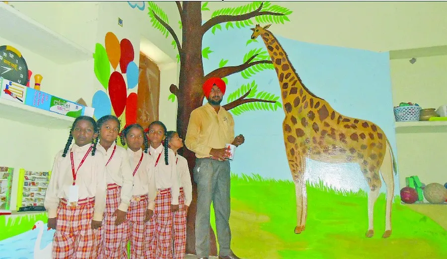स्कूलों के लिए प्रेरणा स्त्रोत बने अध्यापक राजिन्द्र सिंह