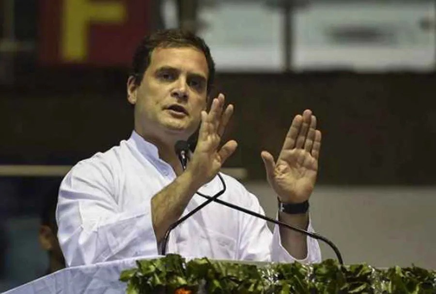 केरल में बाढ़ को राष्ट्रीय आपदा घोषित करें मोदी: राहुल