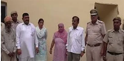 फर्जी दस्तावेजों के आधार पर रजिस्ट्री करवाते 4 काबू, 3 फरार
